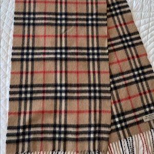 Scarf - Womens Authentic BURBERRY scarf